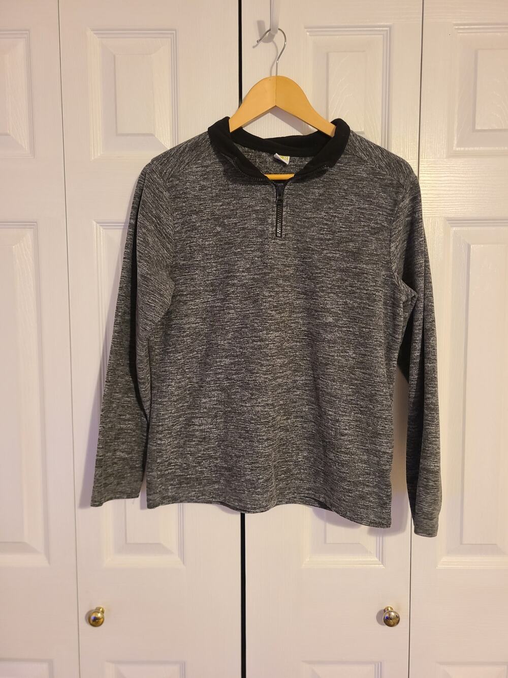 Crazy 8 xl boys partial zip static grey sweatshirt